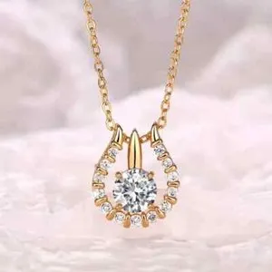Authentic Gold Plated Micro Zircon Horseshoe Pendant Crystal U-Shaped Necklace Party Gifts