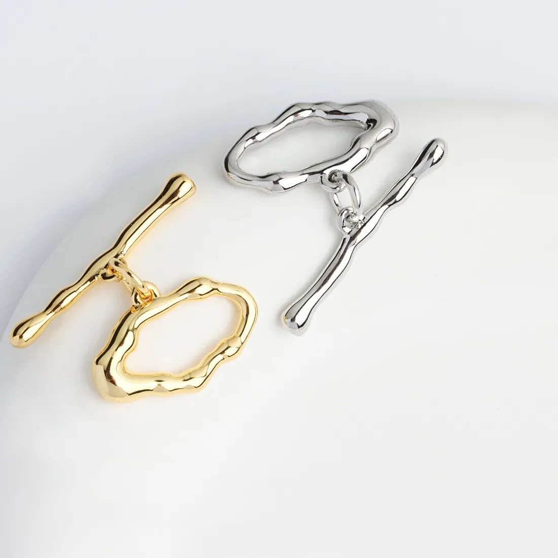 Authentic The Golden Threshold: Irregular Oval OT Clasp of Destiny