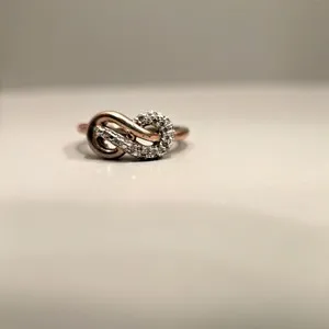 Authentic The Eternal Loop Rose Gold Infinity Ring