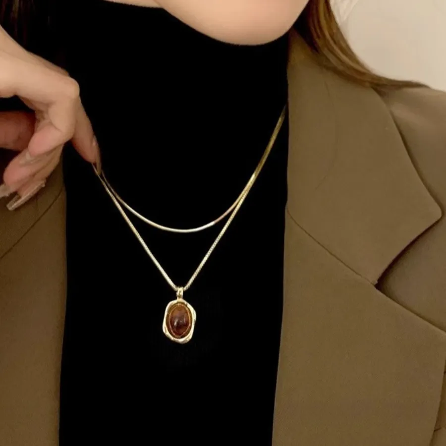 Authentic Amber Double Layered Necklace with Gold Sweater Chain Women 2026 Autumn Winter New Arrival Elegant High End Jewelry Accessory