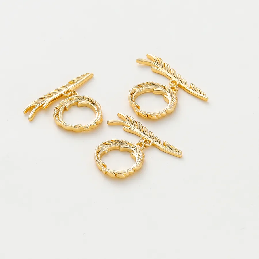 Authentic Feathered Harmony: 18K Gold‑Plated Toggle Clasps for Sacred Jewelry