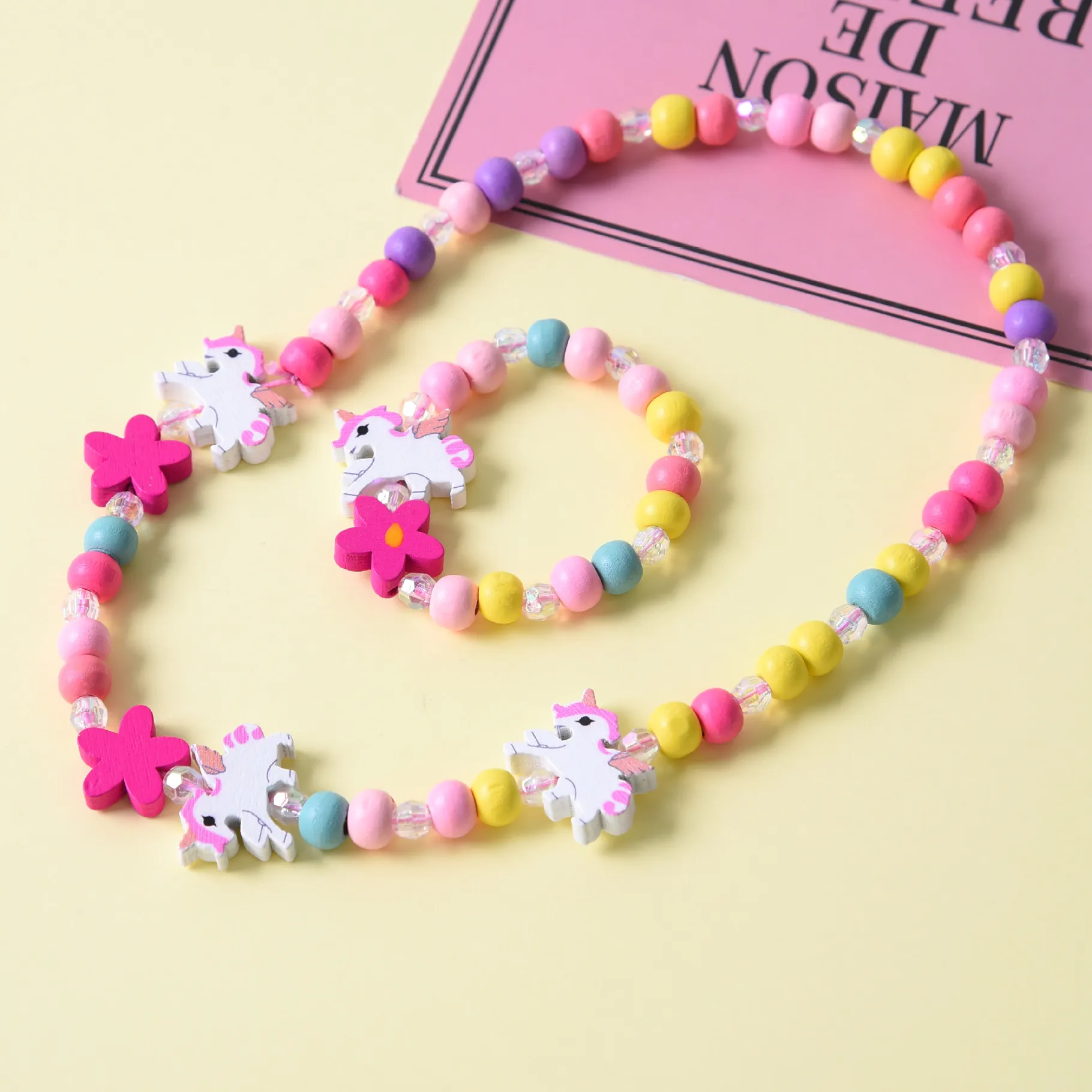 Authentic 2Pcs Natural Wood Beads Jewelry Animal Pattern Necklace Bracelet For Children Jewelry Birthday