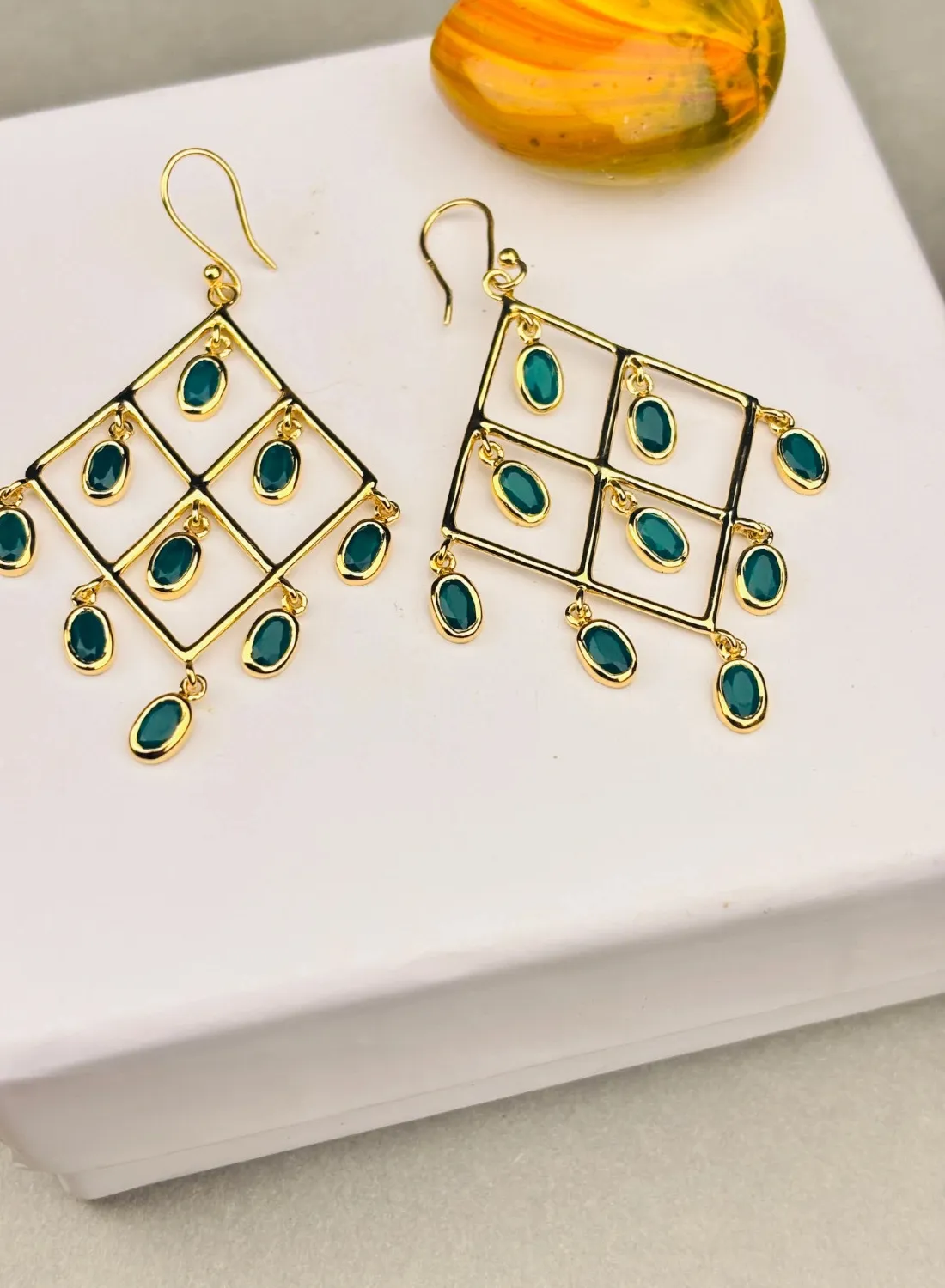 Authentic Radiant Verdant Geometry Chandelier Earrings in Gold-Plated 925 Silver