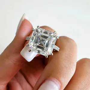 Authentic The Infinite Geometry Asscher Halo Ring