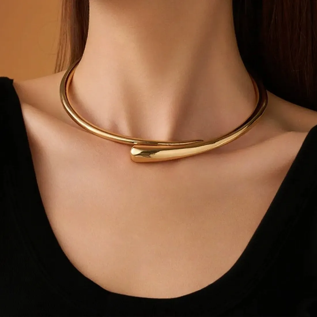 Authentic Punk Irregular Torques Choker Adjustable Clavicle Accessories Statement Smooth Choker Necklace