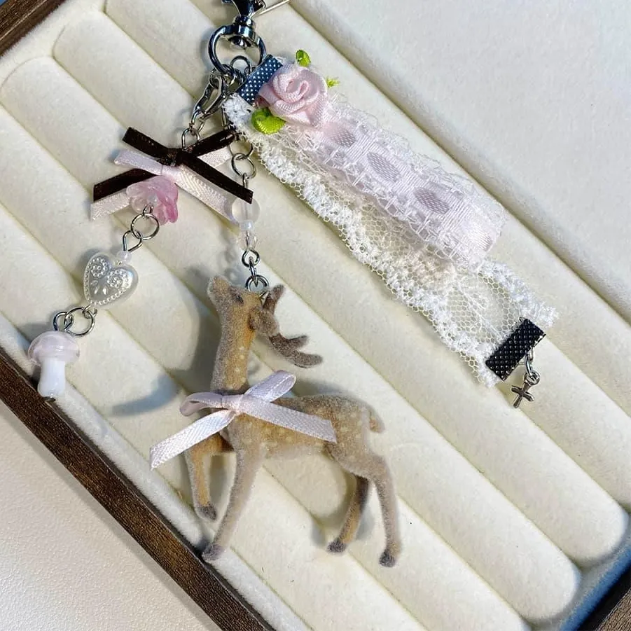 Authentic Sweet Floral Lace Deer Key Chain Flocked Sika Fawn Pendant Heart Bead Mushroom Cross Handbag Ornament For Ladies 키홀더