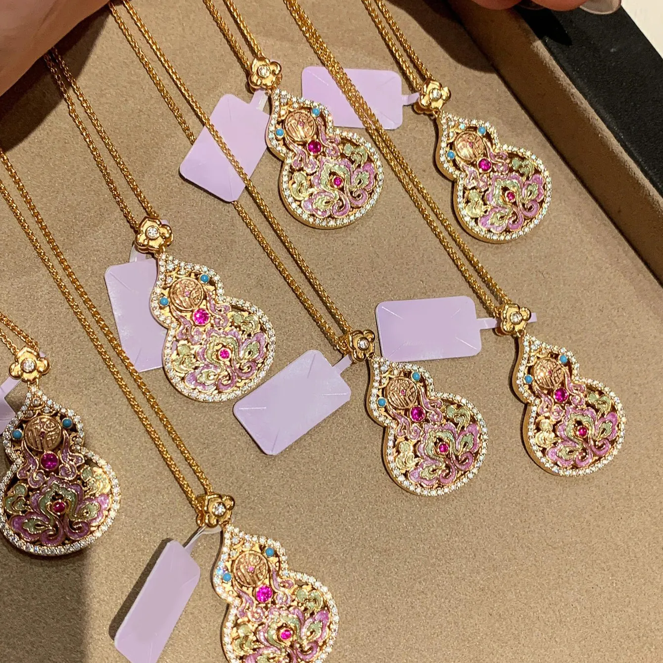 Authentic Romantic Style Colored Pink Enamel Lotus Flower Necklace Classical Bracelet Exquisite And High Grade Gourd Jewelry Sets