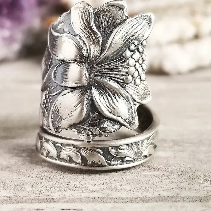 Authentic Open Lily Ring Texture Pattern Flower Jewelry Fashionable And Old Handicrafts