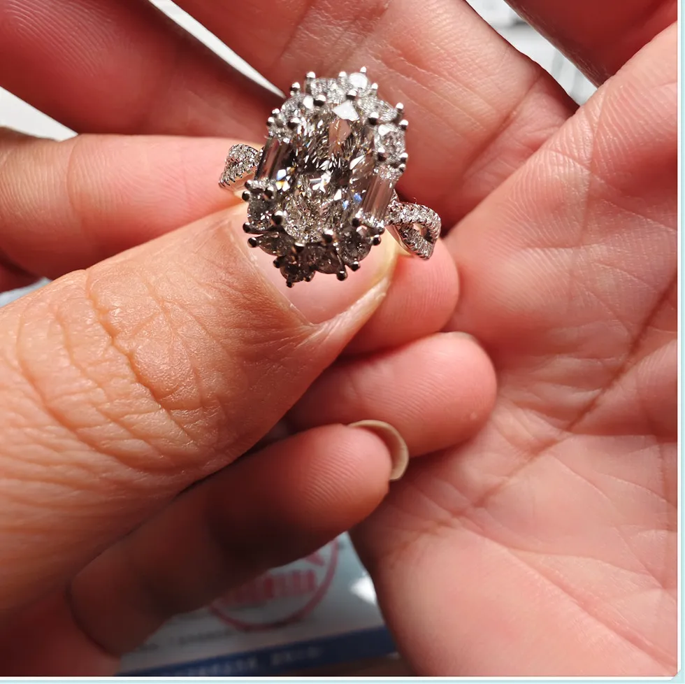 Authentic 18K Solid Gold Lab- Grown Diamond 2Ct E Vvs Oval Halo Ring Cvd Hpht Platinum Jewelry Custom