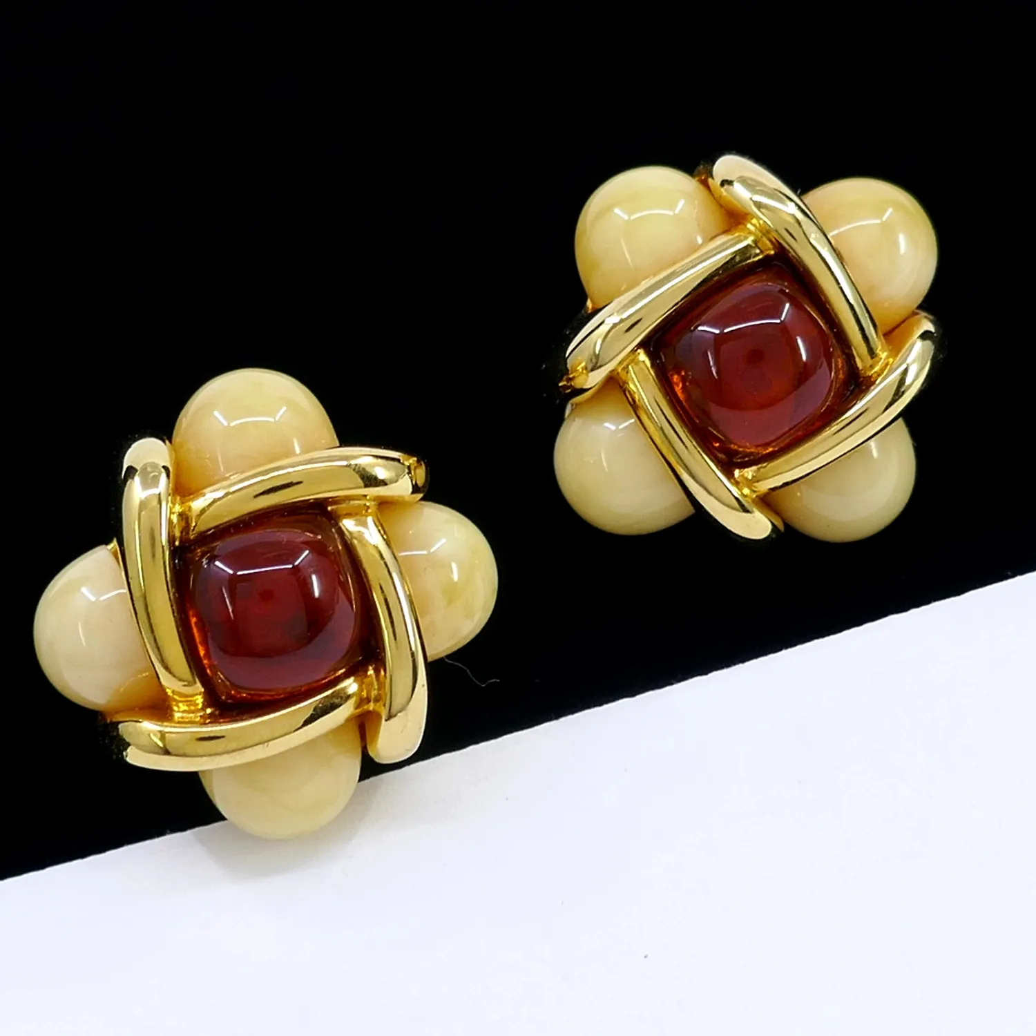 Authentic JOAN RIVERS FAUX AMBER LUCITE BEAD CREAM GOLD-PLATED CLIP-ON EARRINGS FREE SHIP