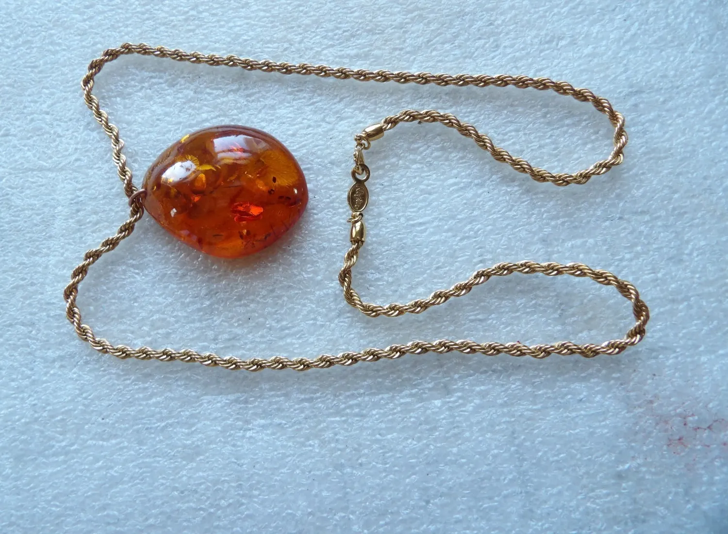 Authentic Large & beautiful genuine Baltic Amber Necklace on gold plated chain.