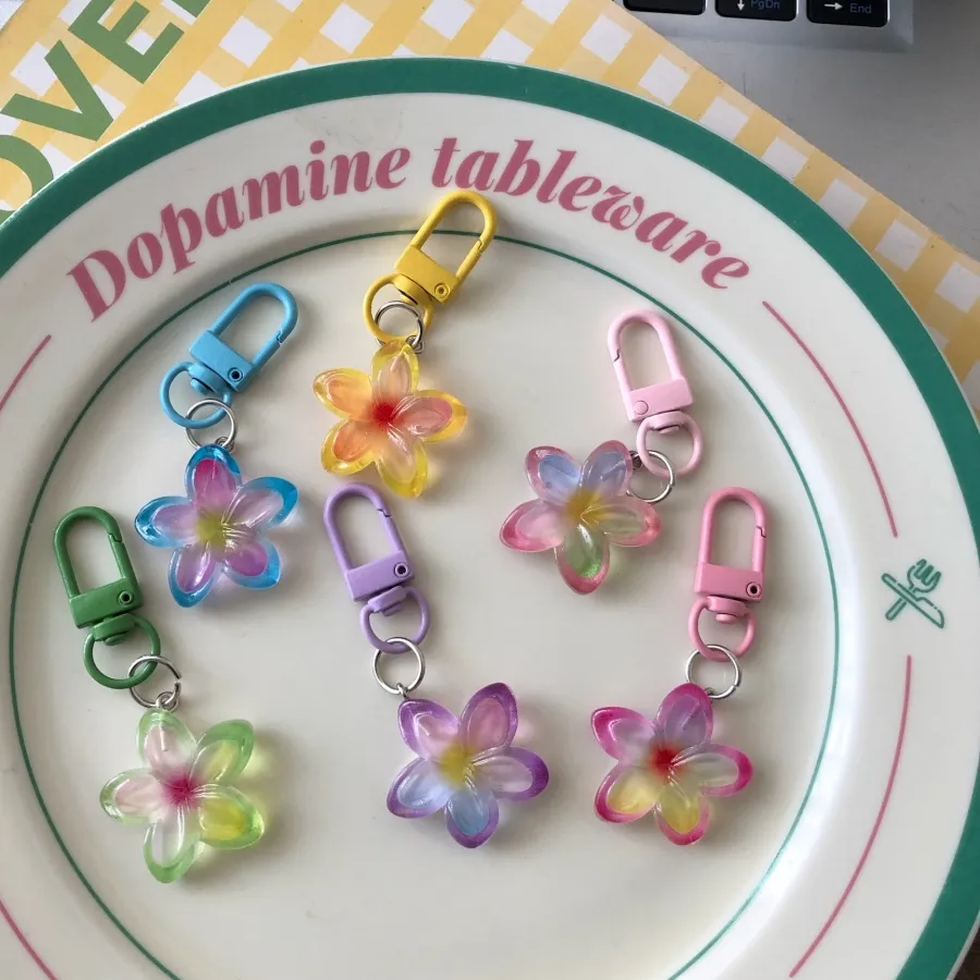 Authentic 6Pcs Sweet Colorful Flower Keychain Hanging Jewelry Resin Mini Keychain Pendant Rope Decoration Bag Decoration