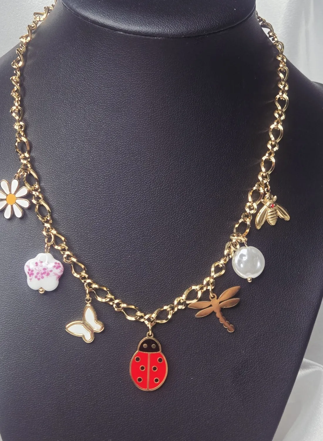 Authentic WOMEN NECKLACE 18K GOLD PLATED Ladybug Pendant Waterproof Hypoallergenic.