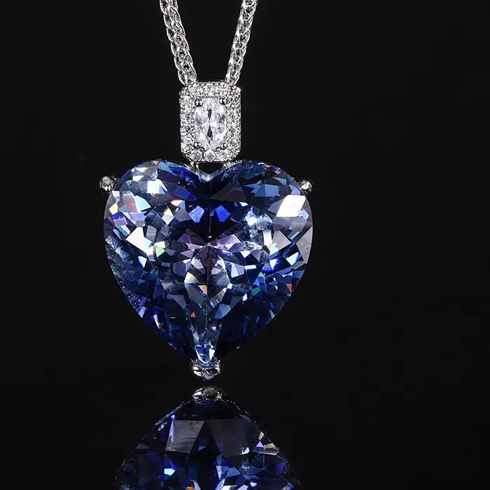 Authentic Hundred Cut Heart Pendant Necklace Sparkling 20 20Mm Big 5A Zircon With Neck Chain Jewellery Accessories