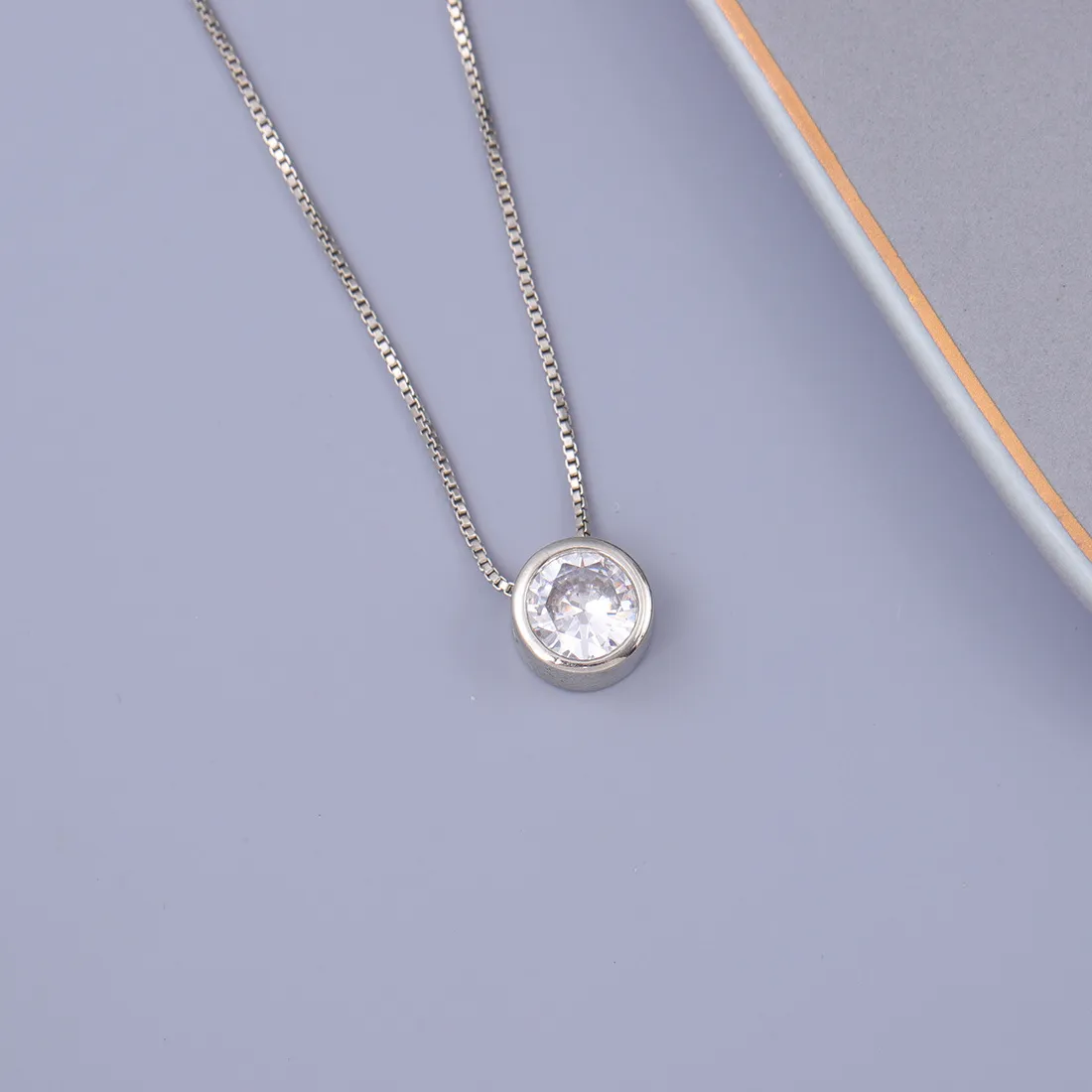 Authentic 925 Sterling Silver Exquisite Jewelry Small Circle Crystal Female Accessories Temperament Pendant Necklaces Xl138