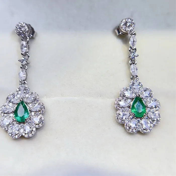 Authentic Fine Jewelry 925 Sterling Silver Natural Emerald Earrings Studs 4X6Mm Water Drop Design