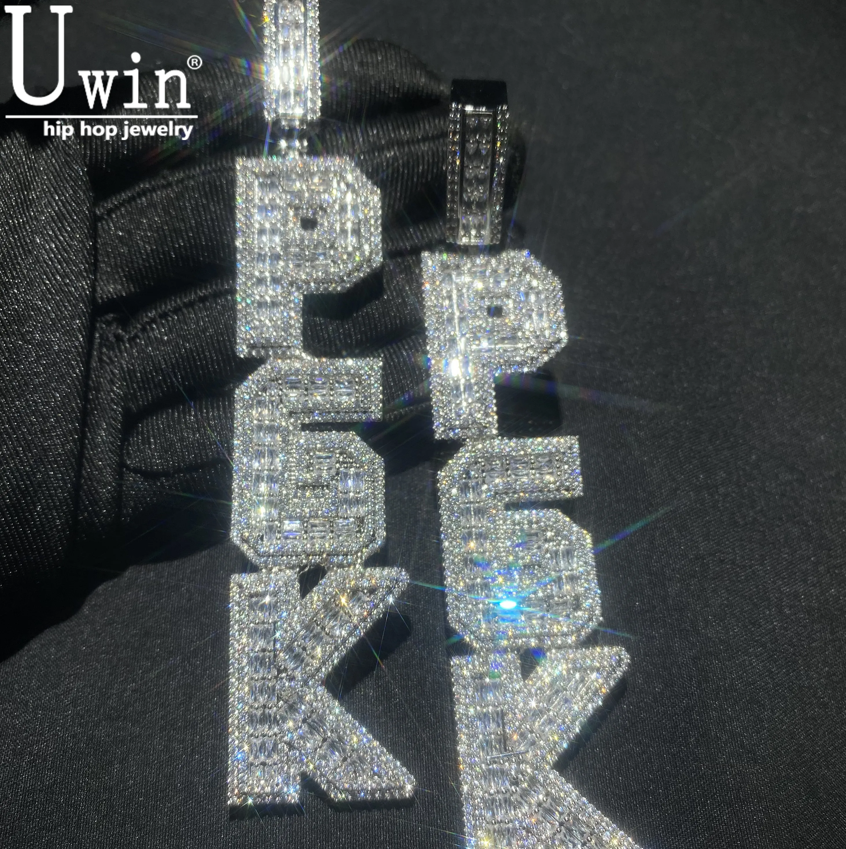 Authentic Uwin Custom Vertical Bold Baguettecz Letters Pendant Iced Out Square Cubic Zirconia Personalized Name Necklace Hiphop Jewelry