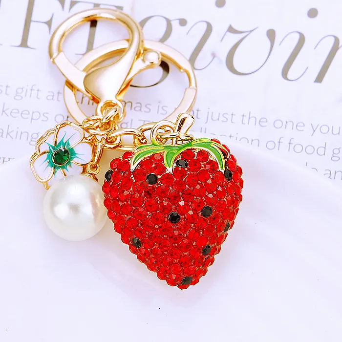 Authentic Lovely Red Strawberry Rhinestones Setting Keychains Kawaii Fruit Pendant Crystals Keyrings Woman Jewelry