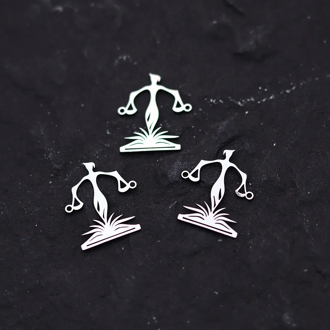 Authentic 3Pcs Balance Scales Libra Scales Of Justice Pendants For Jewelry Making Diy Necklace Law Scales Pendants