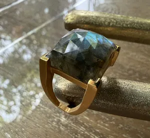 Authentic Dean Davidson Plaza Labradorite Ring Gold Plated Healing Gemstone