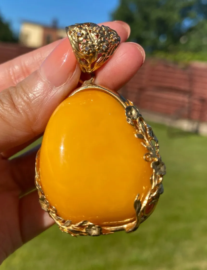 Authentic Authentic Baltic Yellow Amber Pendant Sterling Silver 14K Gold plated Luxury