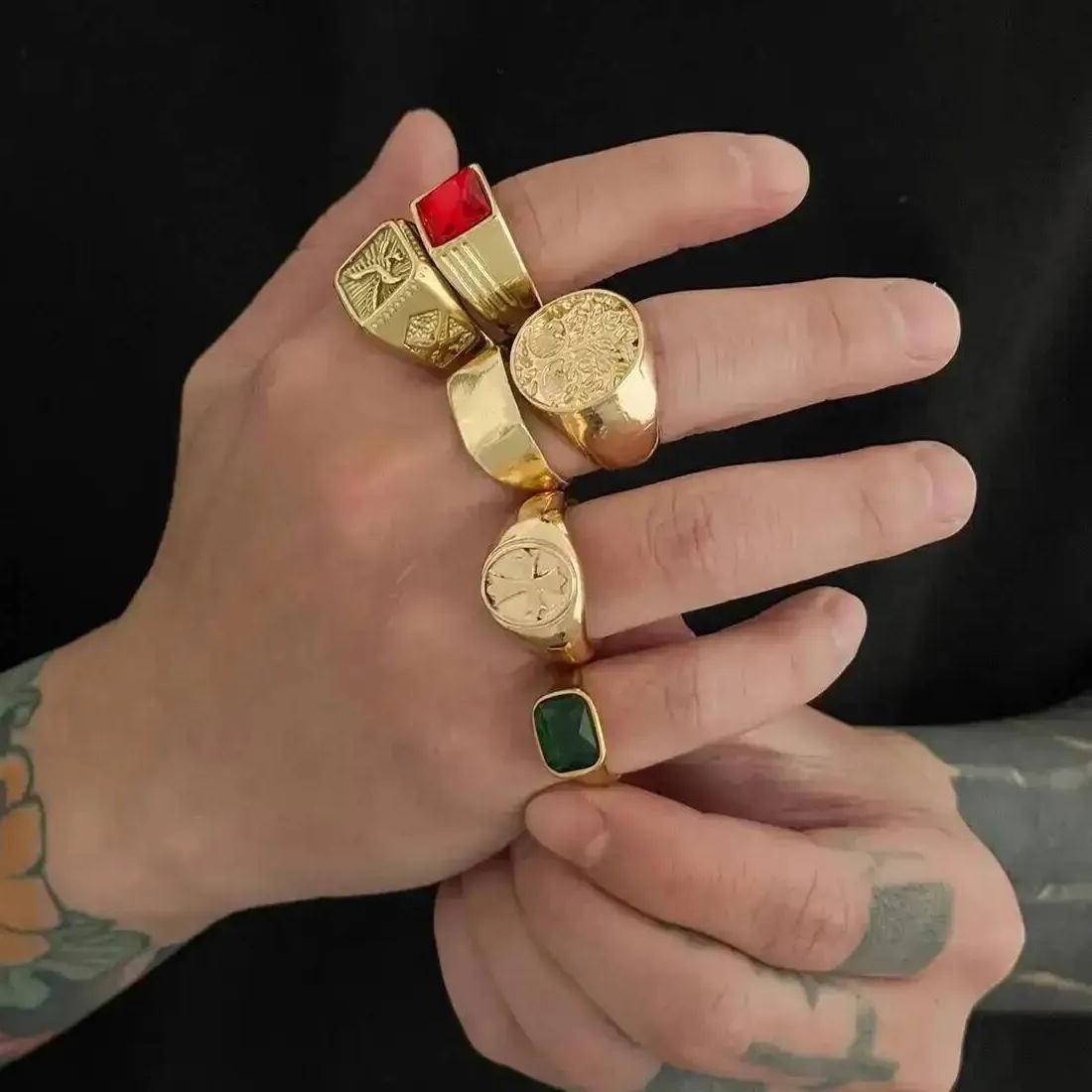 Authentic KunJoe 6Pcs/Set Vintage Gold Color Signet Chunky Wedding Charm Rings Men Punk Charm Acrylic Rhinestone Finger Ring Jewelry Gift