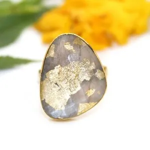 Authentic Labradorite Turquoise Harmony: Shield Your Heart with Golden Light