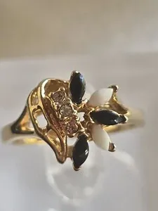 Authentic Vintage Black Onyx N Moonstone Gold Plated Floral Crystal Ring 8.5