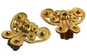 Authentic Golden Wings of Metamorphosis: Mariposa Butterfly Clip-On Earrings