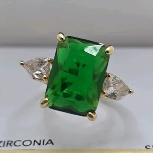 Authentic Cubic Zirconia Cocktail Ring Gold Plated Green Emerald Shape Size 7