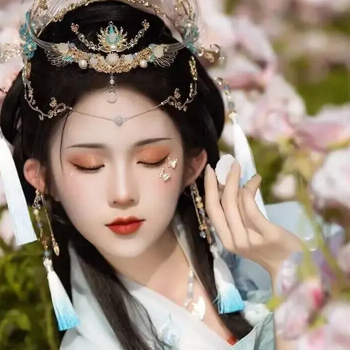 Authentic Chinese Hanfu Hair Crown Traditional Tassel Bride Crown Hanfu Accessories Hairpin Hair Crown Eyebrow Pendant