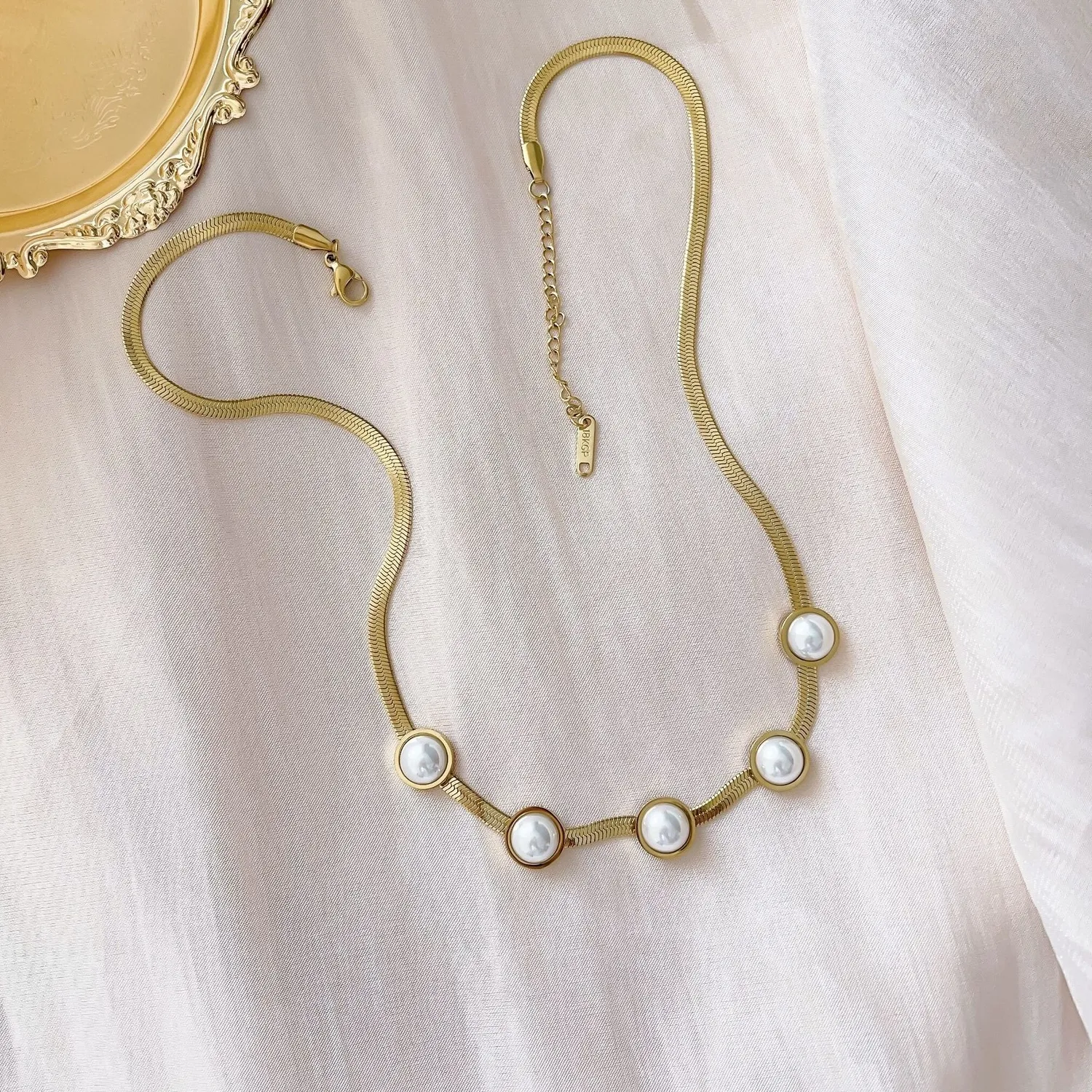 Authentic The Serpentine Luminescence 18K Gold-Plated Pearl Necklace