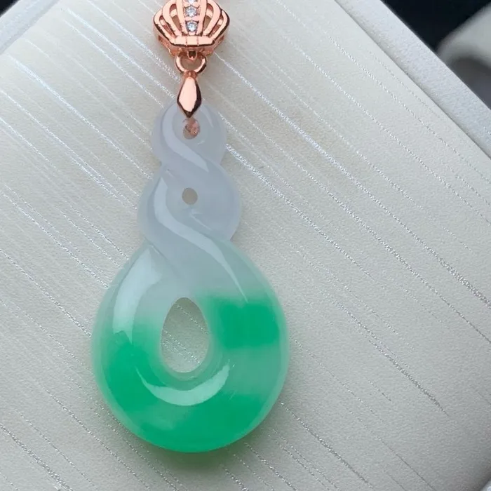 Authentic The Verdant Mist Ice Jade And Floating Emerald Talisman