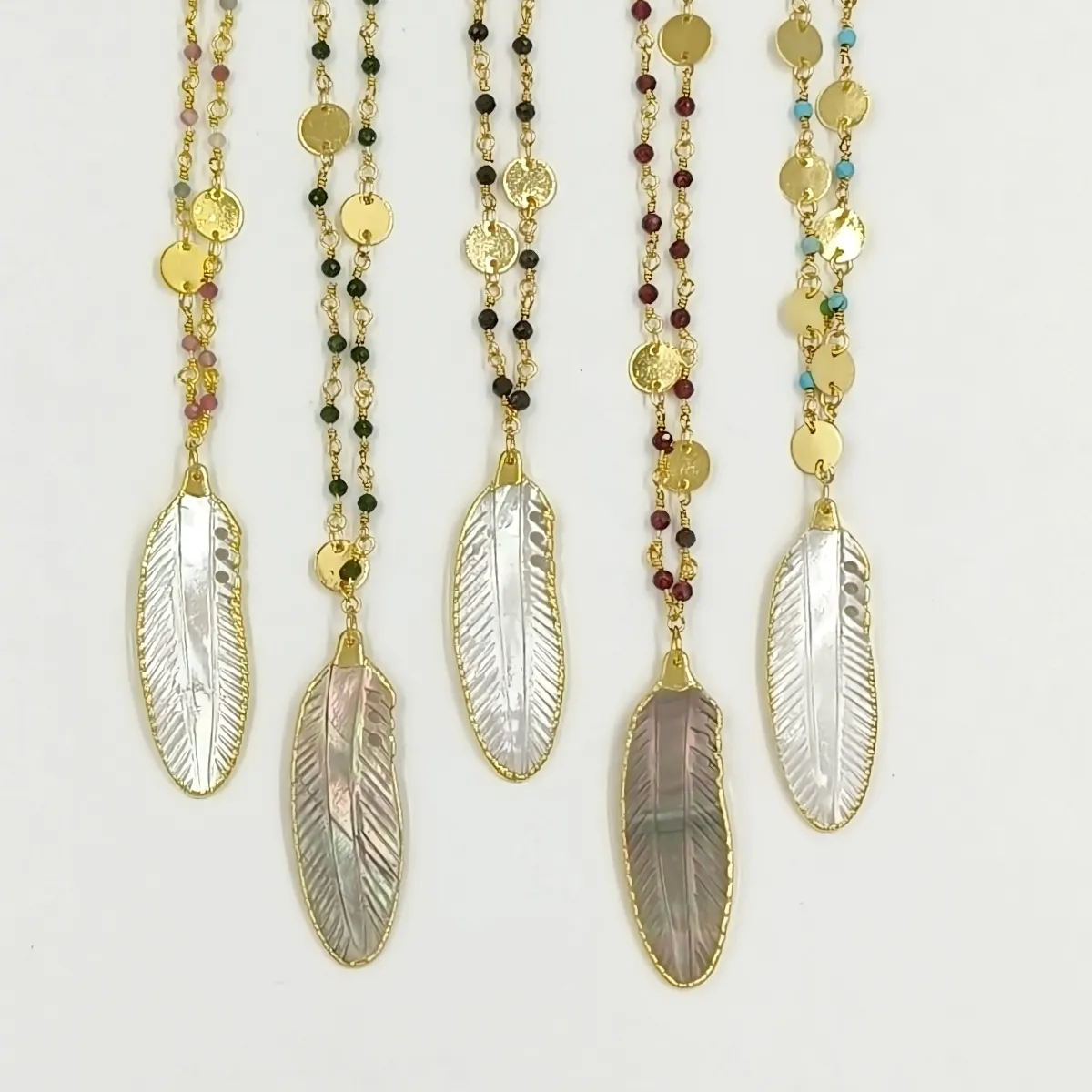 Authentic Wt- Jn400 Grey And White Feather Shape With Rosary Beads Chain Necklace Short 16Inch Collarbone Chain Daily Decorative