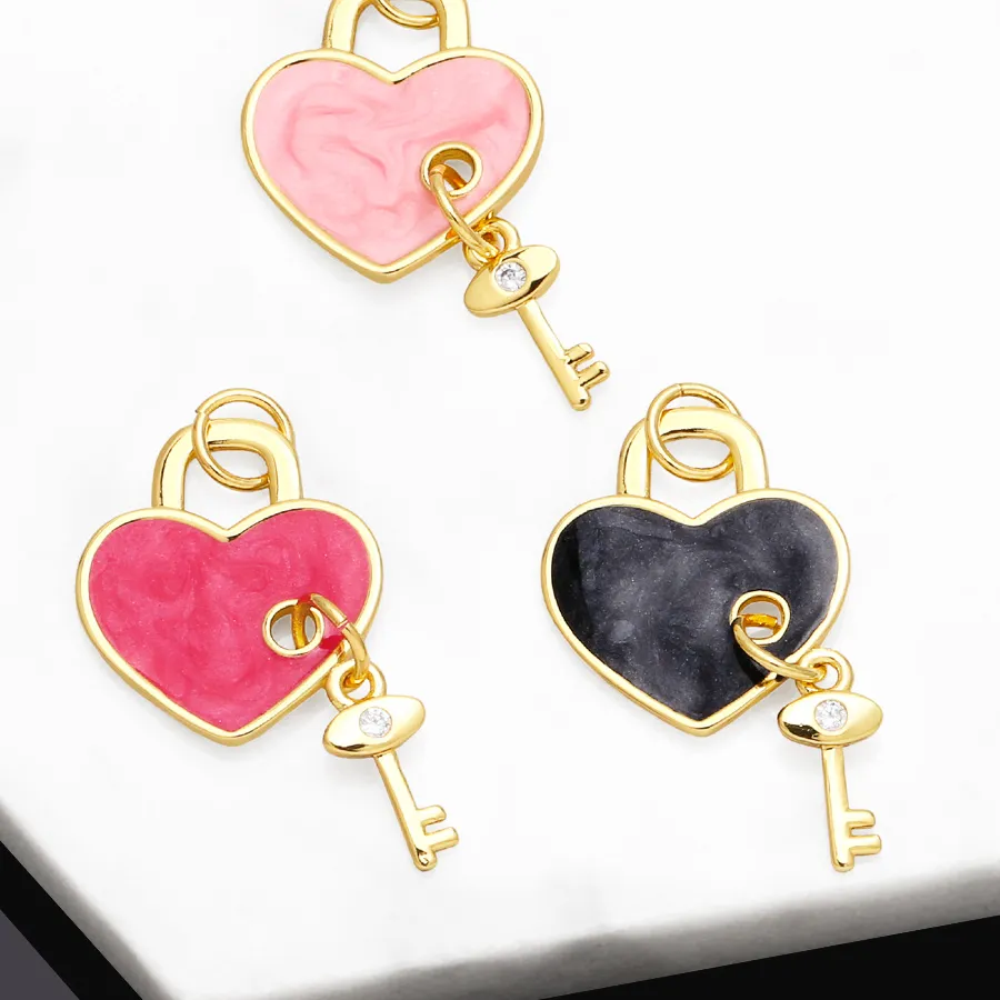 Authentic Clearance Trendy Big Enamel Heart Pendant for Necklace Gold Plated Key Lock Jewelry Making Component pdtb111