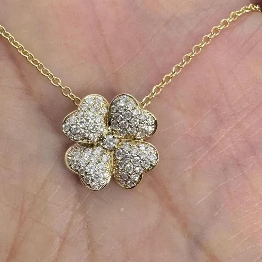 Authentic The Gilded Clover of Serendipity Pendant