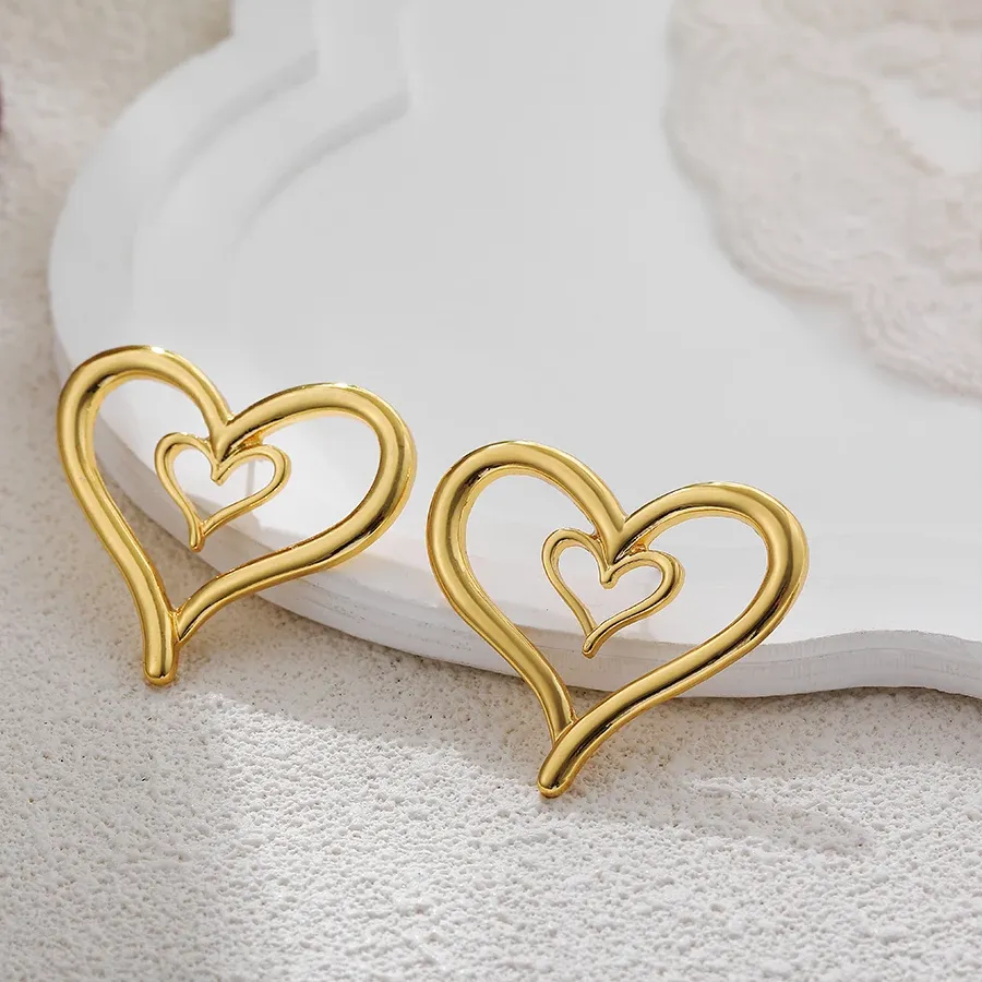 Authentic New Design Trendy Hollow Double Heart Stud Earrings 18K Gold Color Plated Fashion Love Heart Earring Charm Jewelry Gift