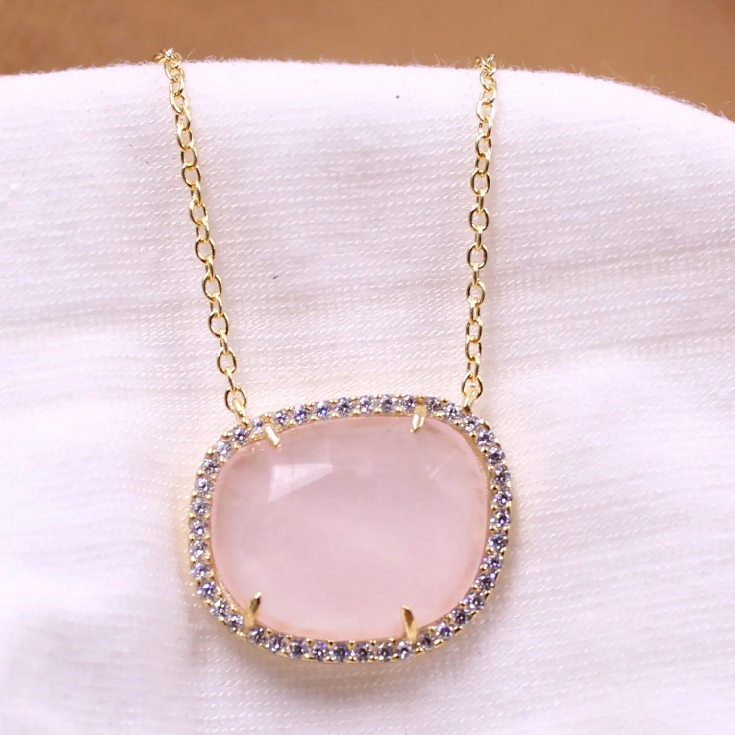 Authentic The Ethereal Rose Quartz Radiance Pendant