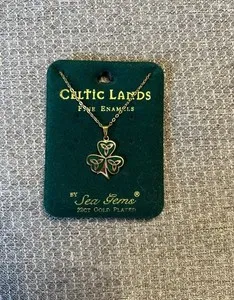 Authentic Talisman Of The Eternal Verdant Isles Shamrock Knot In 22Ct Gold