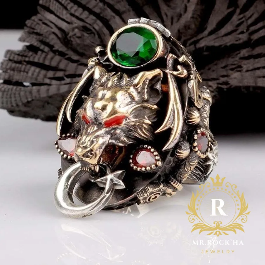 Authentic The Guardian Blade And Fang Gold- Plated Silver Ring With Green Zircon