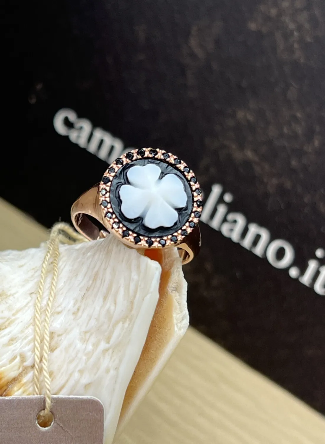 Authentic The Dawn Awakening Rose Gold And Sea Shell Cameo Ring