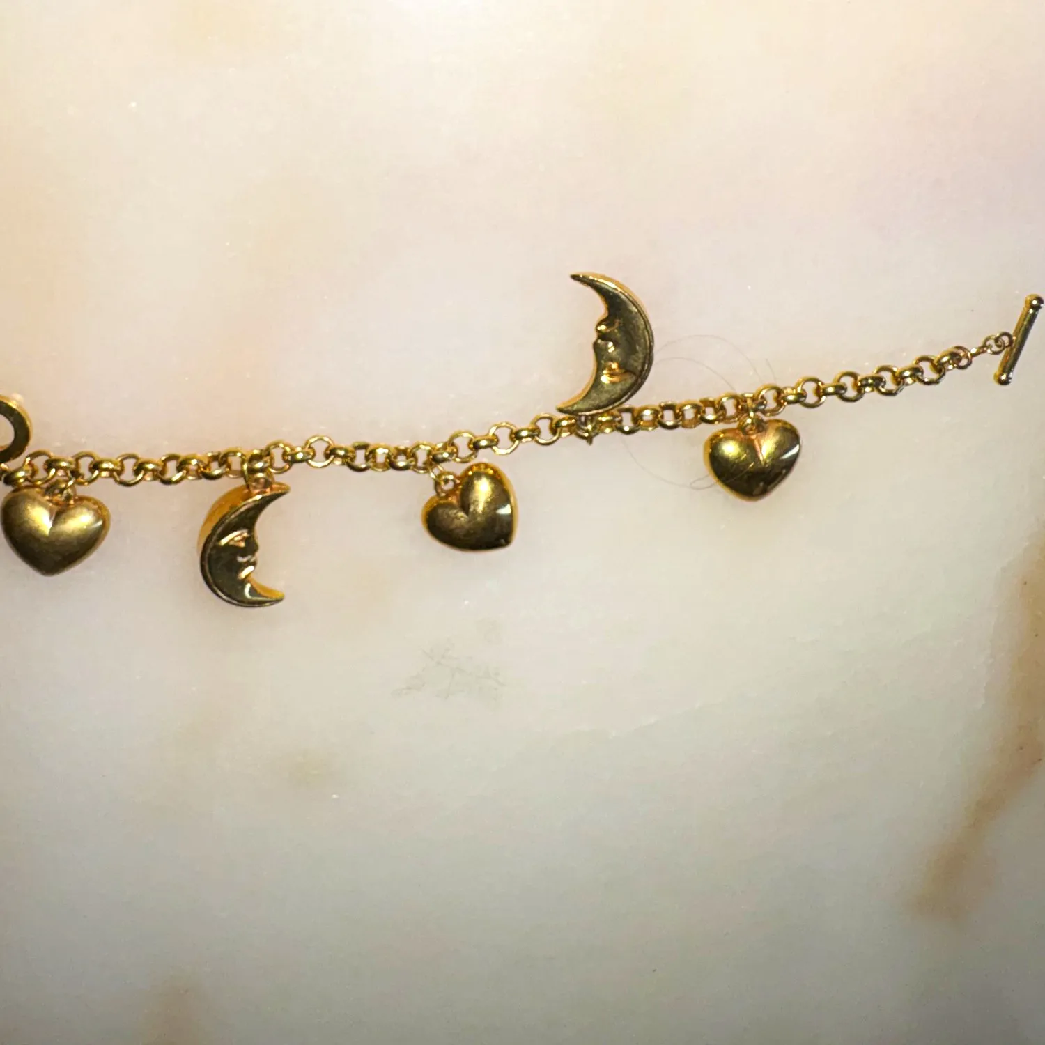 Authentic Gold Plated Toggle Cable Chain Charm Bracelet Heart & Crescent Moon Dangles 8in