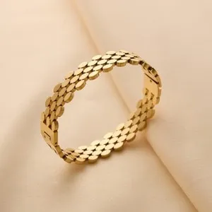 Authentic Honeycomb Radiance 10 Mm 18K Gold- Plated Beehive Bangle