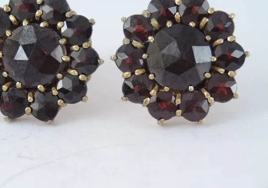Authentic ANTIQUE GOLD PLATED BOHEMIAN ROSE CUT GARNET EARRINGS