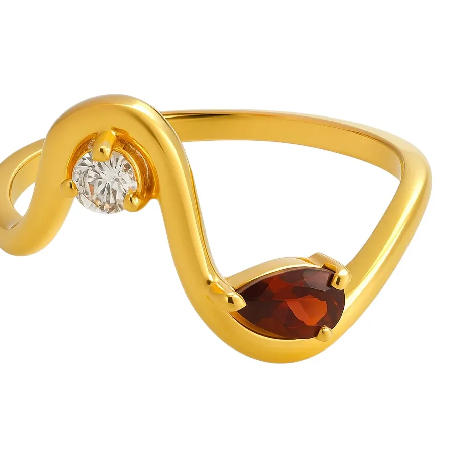 Authentic 18K Gold Plated Fluid Wave Ring with CZ Accent – Trendy Modern Jewelry TGR1064