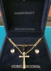 Authentic DANECRAFT Fine Gold-Plated RELIGIOUS CROSS Pendant Necklace/Earrings Gift Set *