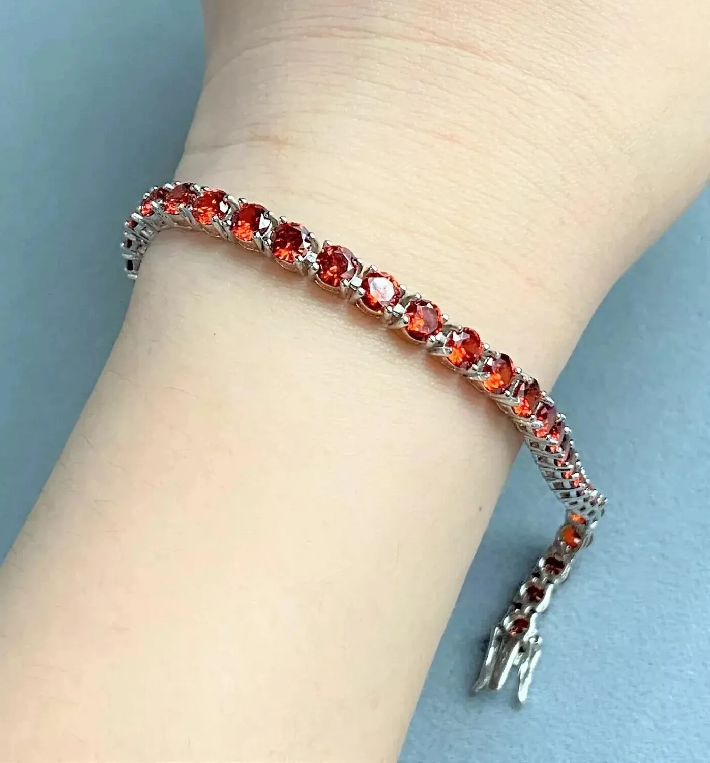 Authentic Crimson Pulse: The Garnet Radiance Tennis Bracelet