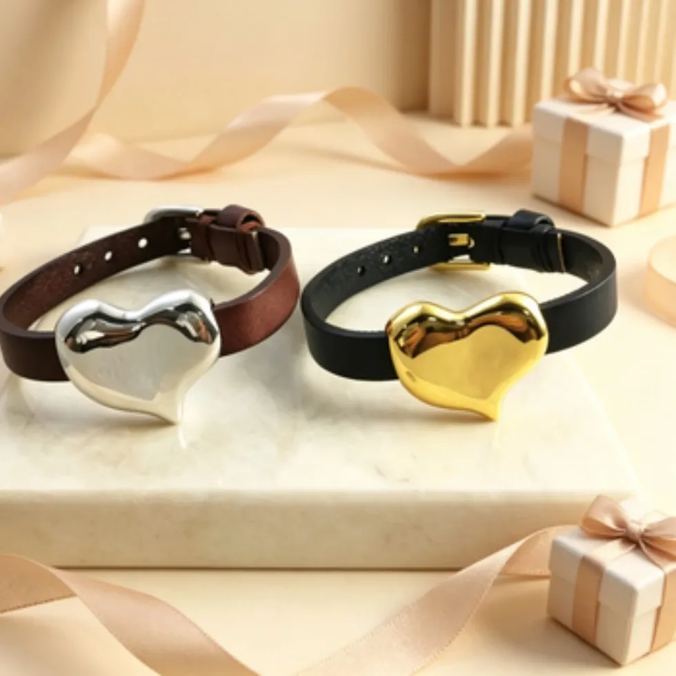 Authentic 2026 Summer Sweet and Spicy Girl Wind Gold Silver Heart shaped Leather Rope Bracelet Women's Accessories Jewelry Gift
