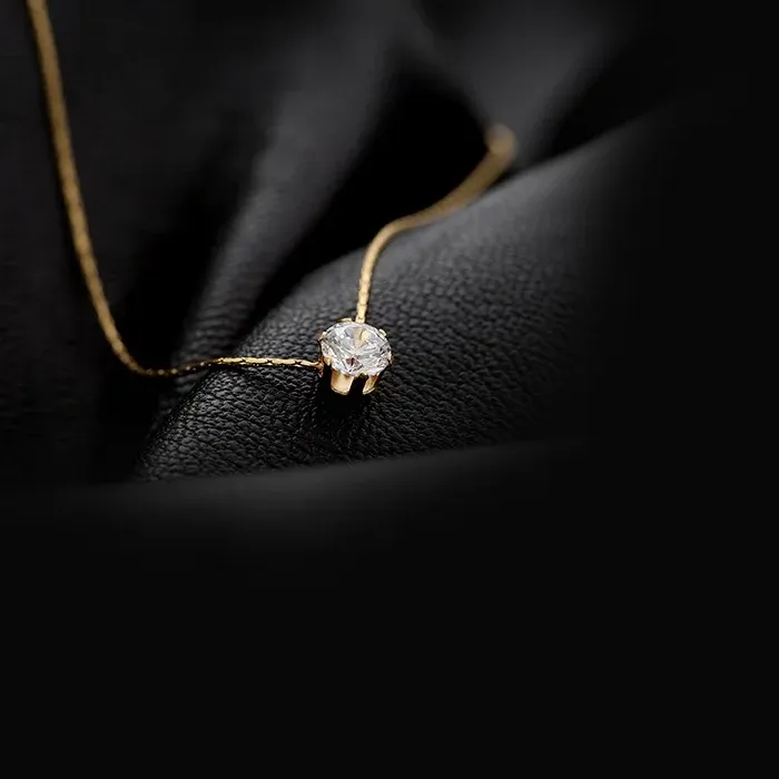 Authentic Luxury Fashion Little Zircon Pendant Necklace for Women Classic Simple Gold Color Stainless Steel Temperament Chokers Jewelry