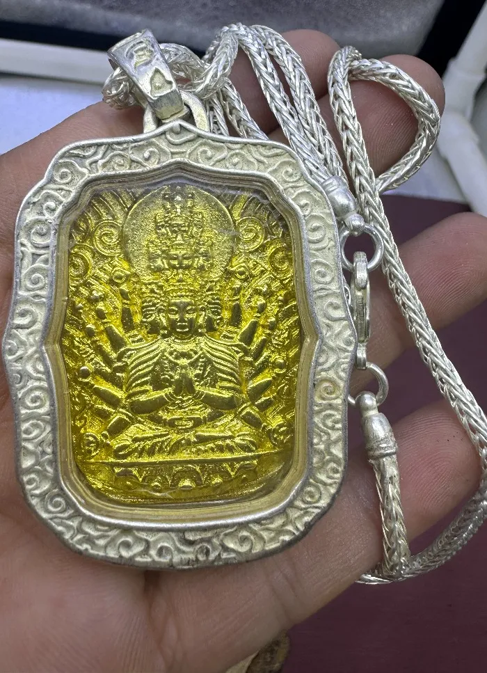 Authentic 2026Vintage Collectible Zodiac Guardian Buddha Pendant, Thousand- Hand Guanyin Amulet Necklace Birth Year Jewelry
